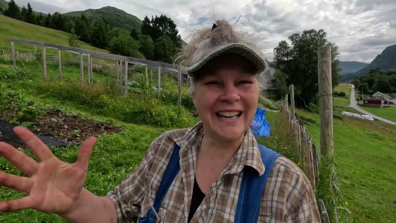 Working without Stress on the Homestead | Real-Time Farm Chores | Natural Sounds, No Music