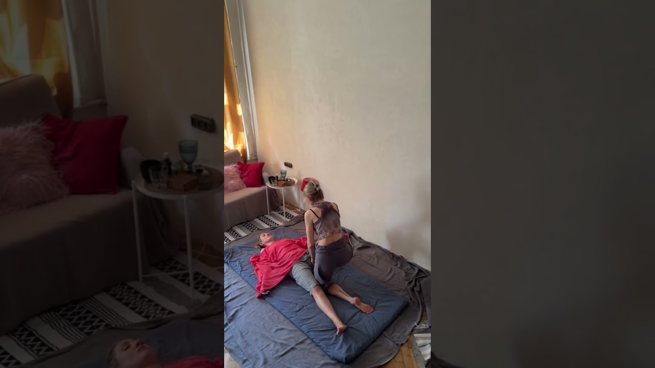 Thai massage. Work with lower back pain. #thaimassage #thaiyogamassage #тайскиймассаж #массаж