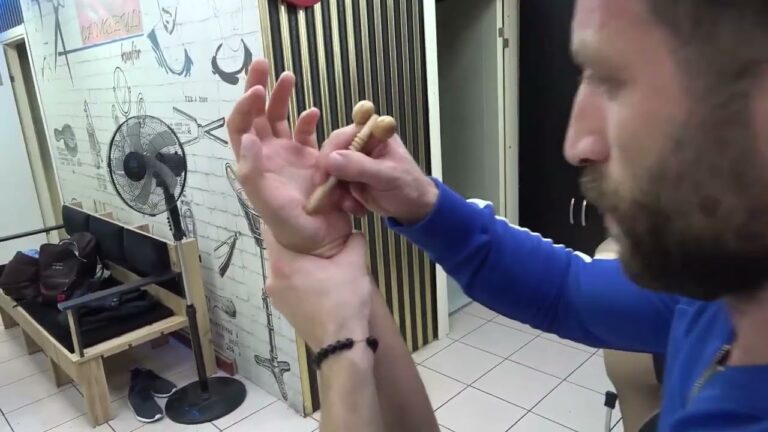 Hands & Wrists Massage YouTube video thumbnail