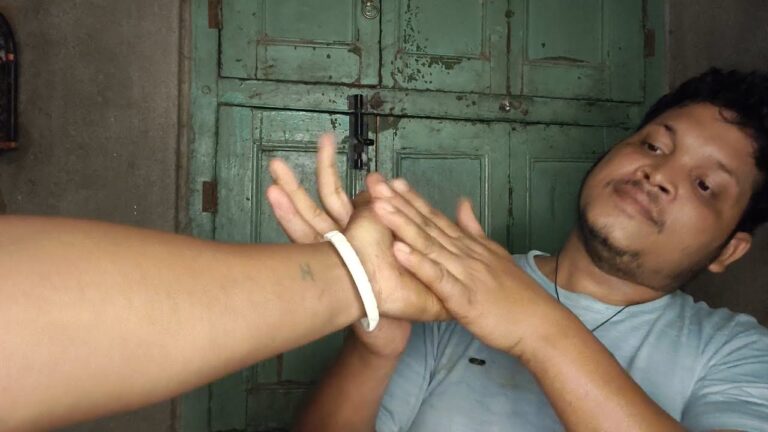 Hands & Wrists Massage YouTube video thumbnail