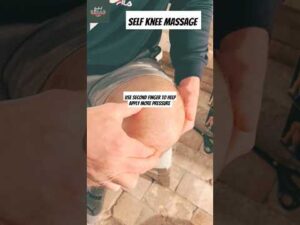 Try this!! Knee pain relief with self massaging technique. Patellar tendon 👀🔥#pain #knee #massage