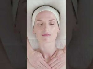 ELEMIS Facial Massage