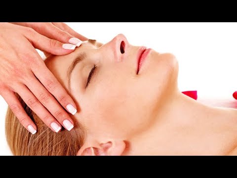 FACE MASSAGE #SHORTS | Daisy Bangsaja Vlog